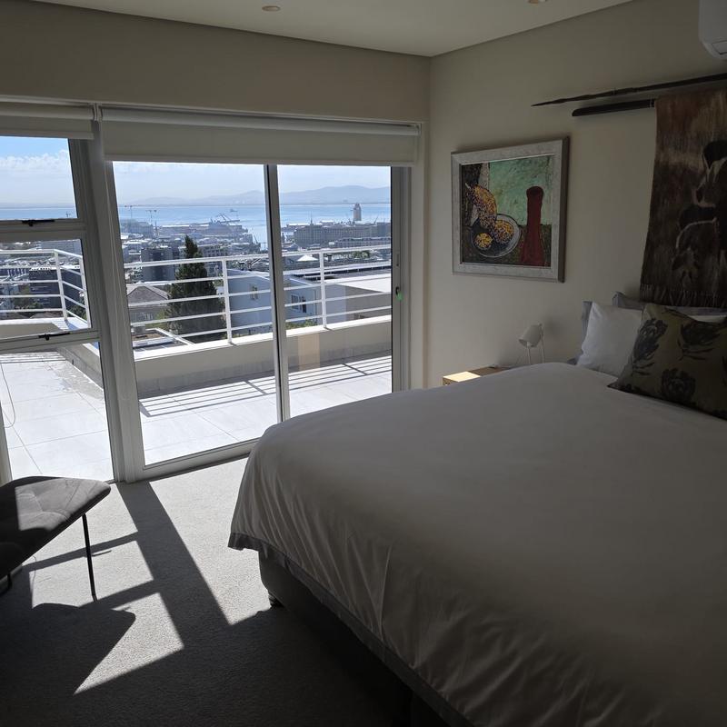 3 Bedroom Property for Sale in Green Point Western Cape